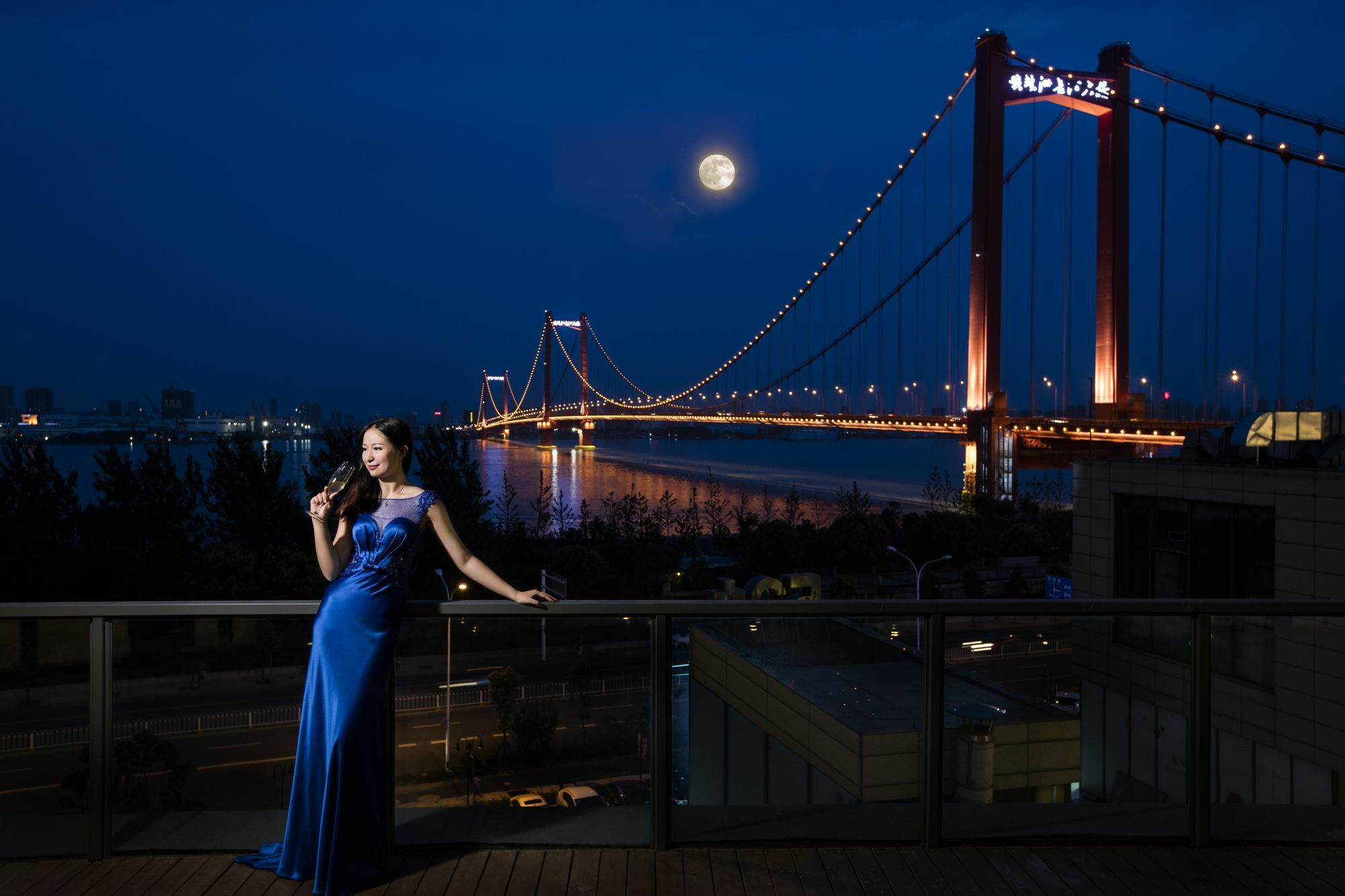 Hilton Wuhan Yangtze Riverside Exteriér fotografie